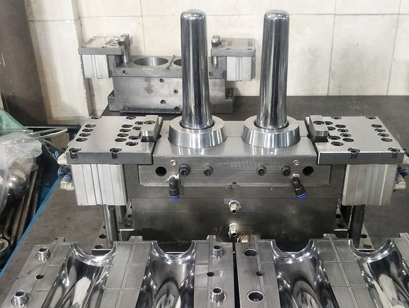 方正模具制造-05